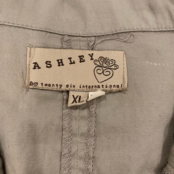 Grey jacket - Picture 3 of 3